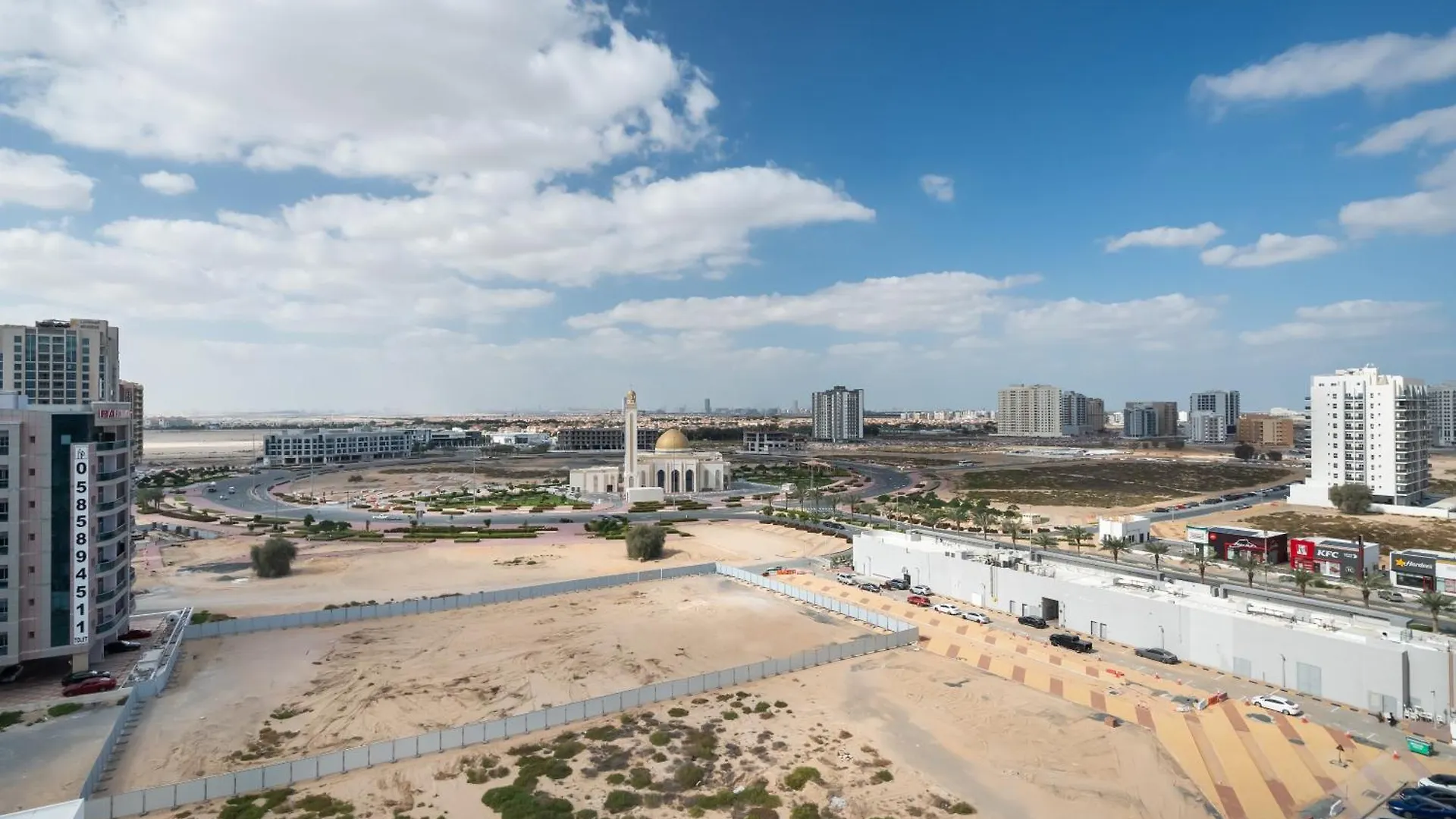 Spacious Studio - Family Friendly Dubai 0*,  United Arab Emirates